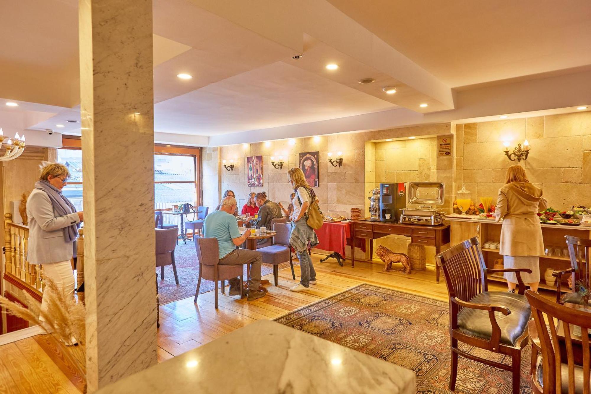 Ardey Hotel Istanbul Bagian luar foto
